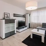 Skau 1 Old Town Family & Business Free Parking Apartment