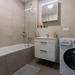 Skau 1 Old Town Family & Business Free Parking Apartment *