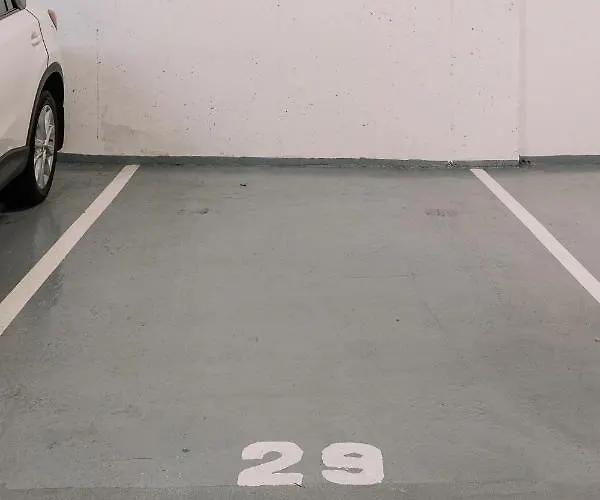 Skau 1 Old Town Family & Business Free Parking