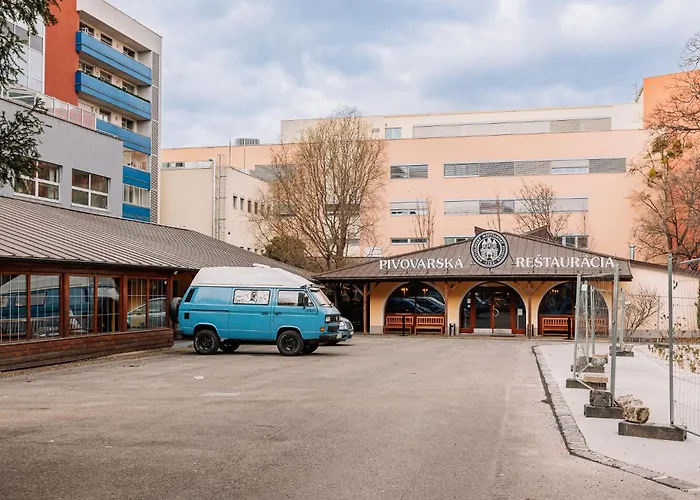 Skau 1 Old Town Family & Business Free Parking * ブラチスラヴァ